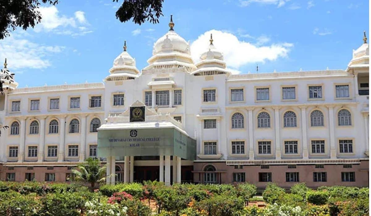 Sri Devaraj Urs Medical College